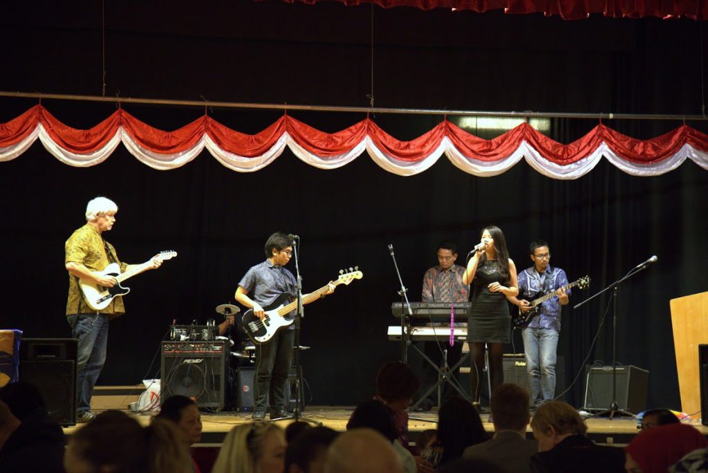 Band pengiring. Dokumentasi KBRI